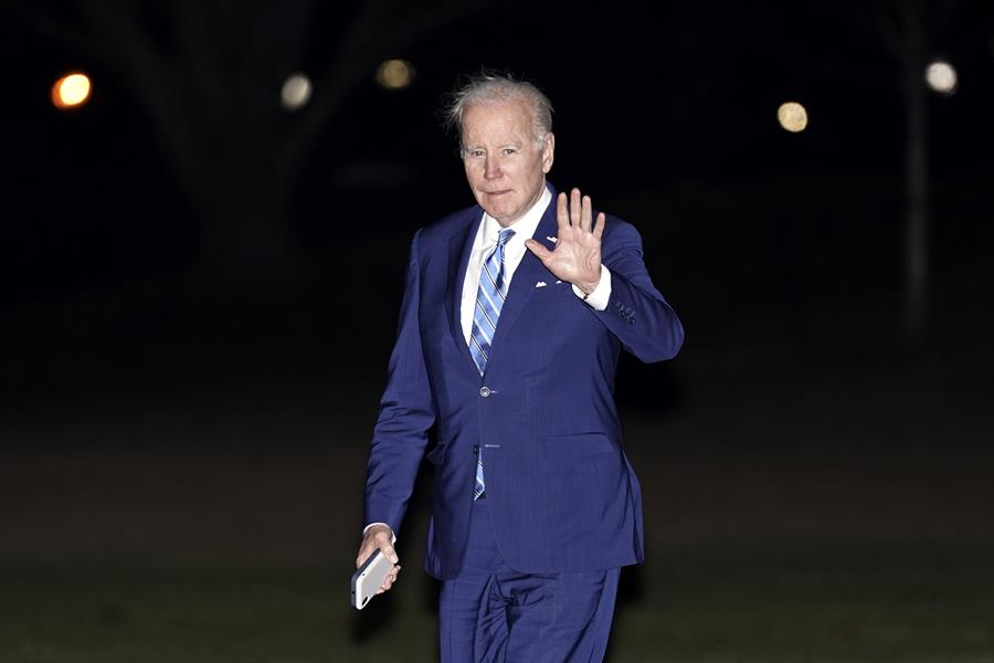 Joe Biden (15) Joe Biden (15)