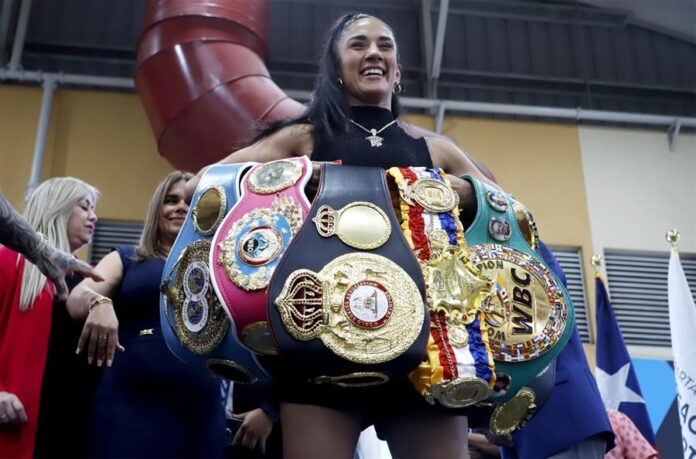 La boxeadora puertorriqueña Amanda Serrano (2)