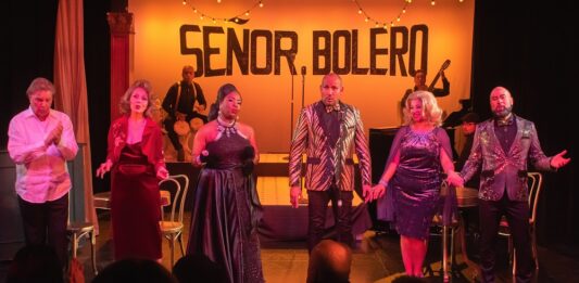 Rafael, Ilya, Anissa, Ricardo, Martha y Jorge en “Señor Bolero”.