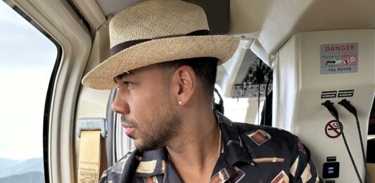 Romeo Santos, el "rey de la bachata", anunció este martes su próxima gira en Estados Unidos, "Fórmula Volumen 3", en un video en el que también presentó a su cuarto hijo, Milano, que nació recientemente.
