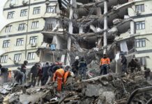 Los equipos de rescate turcos han liberado este sábado a un bebé de dos meses, 128 horas después de los devastadores terremotos del pasado lunes que han dejado ya más de 21.000 muertos sólo en Turquía.