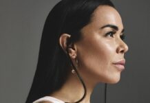 la cantante, compositora y actriz española Beatriz Luengo.