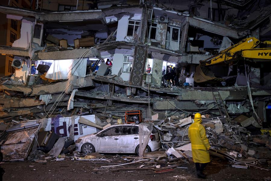 muertos en Turquía y Siria