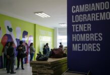 Reeducan a los hombres para dejar atrás el machismo en el norte de México