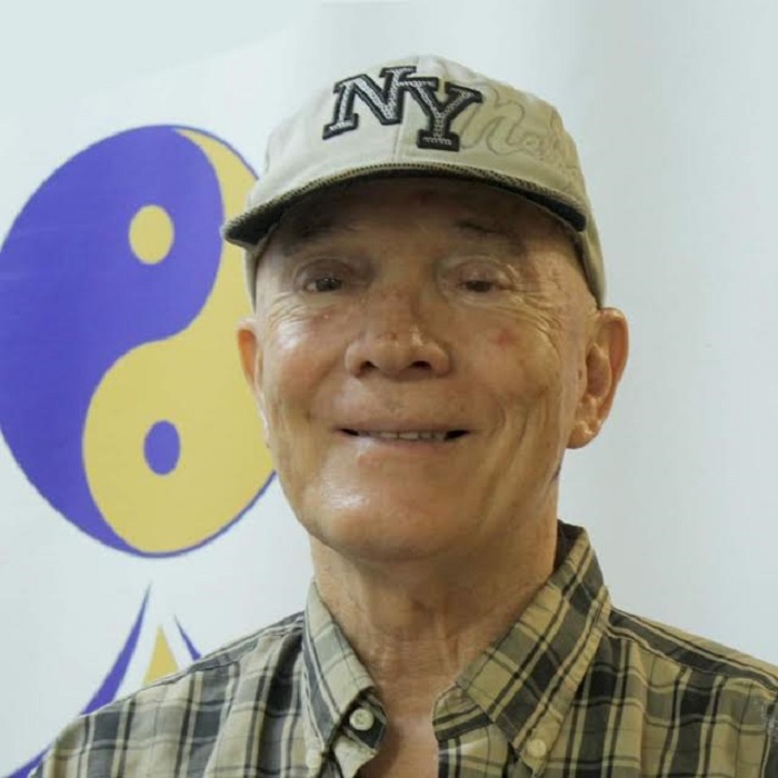 El Sr. Rolando Bini, fundador y director de la organizaci&oacute;n comunitaria Padres en Acci&oacute;n, con tres oficinas en Queens y veintitr&eacute;s a&ntilde;os de funcionamiento, es testigo de las necesidades de los inmigrantes y refugiados en la popular &aacute;rea de Roosevelt Ave. Y Jamaica.