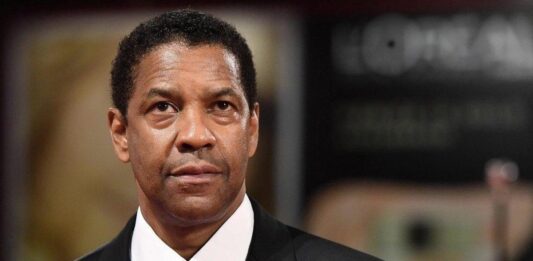 El actor Denzel Washington se encuentra en negociaciones finales con el director Ridley Scott para protagonizar junto a Paul Mescal la secuela del éxito cinematográfico "Gladiator".