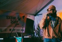 Enyel C comparte su voz en el Festival SXSW Enyel C en su presentación en Festival SXSW.