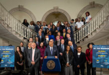 Presentan plan para refugiados de Nueva York Eric Adams
