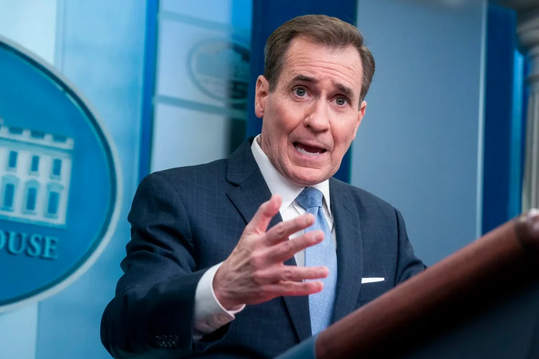 John Kirby 5 El Gobierno de EE.UU. afirmó este jueves que no se siente responsable por la muerte de 39 migrantes en un incendio en un centro de detención de México y recordó que ha tomado nuevas medidas para facilitar la migración al país por vías legales.