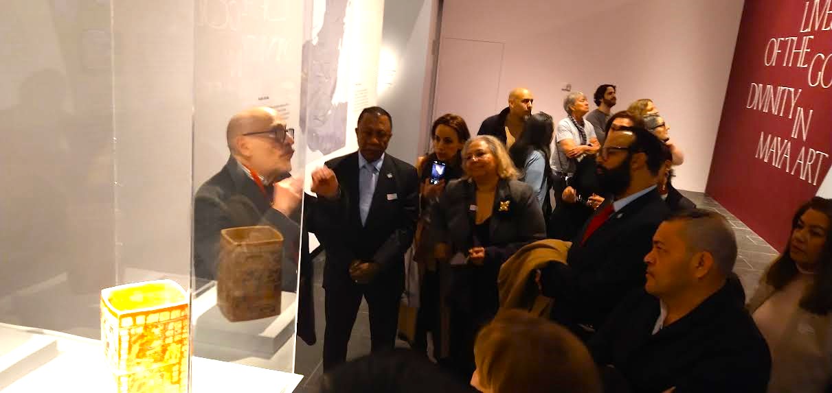 Varios miembros de la Cámara de Comercio Dominicana-Americana, fueron invitados a participar de la quinta visita guiada a la muestra, coordinada por Casa Puebla NY-NJ.