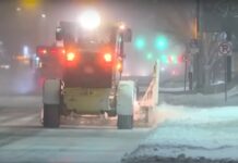Nevadas, lluvias e inundaciones dejan apagones y vuelos cancelados en EE.UU. El noreste de Estados Unidos soporta tormentas con vendavales y lluvias mientras que en el sur y centro de California, en la costa oeste, se pronostican lluvias excesivas, según informó este martes el Servicio Meteorológico Nacional (NWS).