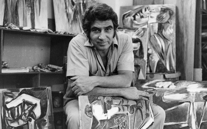 Oswaldo Vigas en su estudio en Caracas (1977)