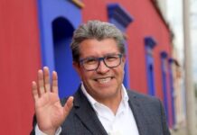 Senadores mexicanos buscan reunión con pares de EE.UU. para aliviar tensiones Ricardo Monreal.