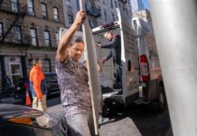 La reinserción en EE.UU., largo camino tras sistema carcelario que deshumaniza Roberto Rivera, un expandillero que estuvo preso 26 años