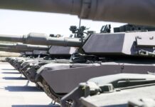 El Departamento de Defensa de EE.UU. calcula que los tanques Abrams que ha anunciado que mandará a Ucrania podrían llegar al país europeo hacia otoño de este mismo año, después de que optara por enviar una versión más antigua de este carro blindado que la que tenía previsto inicialmente.