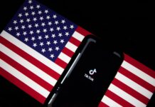 El Departamento de Justicia de Estados Unidos estaría investigando a la compañía china ByteDance, dueña de TikTok, por espiar a dos periodistas estadounidenses que cubren la industria tecnológica, según han publicado en las últimas horas varios medios del país norteamericano.