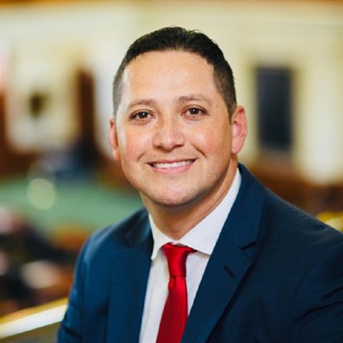 Tony Gonzáles. Tony Gonzáles.