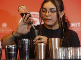 Baristas de México innovan los cocteles con tequila y sabores exóticos