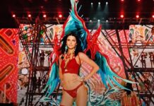 Regresará aeste año a la pasarela controvertido desfile de Victoria's Secret El polémico desfile de ropa de lencería Victoria's Secret regresará este año a la pasarela tras un receso de tres años y una renovación de la marca, de acuerdo con el director financiero de la empresa, Timothy Johnson.