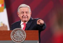López Obrador dice no estar de acuerdo con la imputación a Trump El presidente de México, Andrés Manuel López Obrador, dijo este miércoles no estar de acuerdo con la imputación al expresidente estadounidense Donald Trump (2017-2021) y señaló que está motivada por "propósitos políticos y electorales".