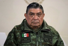 López Obrador culpa a EE.UU. de filtrar viajes de lujo de jefe del Ejército Luis Crescencio Sandoval