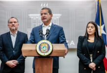El gobernador de Puerto Rico, Pedro Pierluisi, emitió este martes, a través de la Orden Ejecutiva (OE) 2023-009, una declaración de emergencia ante la migración de la zona costera de la isla caribeña, con el objetivo de implantar "mayor protección, conservación y uso sostenible de la zona".