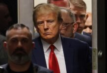 Corte de Apelación no toma decisión en caso de escritora contra Trump Un tribunal federal de apelación de Estados Unidos decidió este viernes no pronunciarse en un caso por difamación contra el expresidente de Estados Unidos Donald Trump (2017-2021), en el que sus abogados pedían que Trump no fuera procesado.