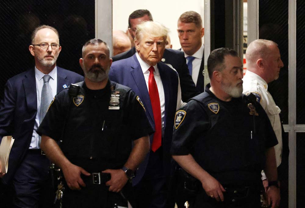 El 62 % de los estadounidenses está a favor de la imputación del expresidente Donald Trump, acusado del pago irregular en 2016 a una estrella porno con la que mantuvo un encuentro sexual.