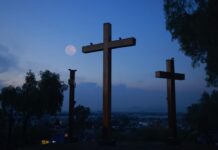 El viacrucis mexicano de Iztapalapa retoma normalidad y espera a millones El popular barrio de Iztapalapa, en el sur de la capital mexicana, retomará este Viernes Santo su tradicional viacrucis con normalidad después de dos años de celebraciones marcadas por la pandemia, por lo que espera recibir a cerca de 2 millones de devotos.