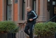Chubby Checker y el famoso "twist" suenan en campaña de seguridad de Nueva York