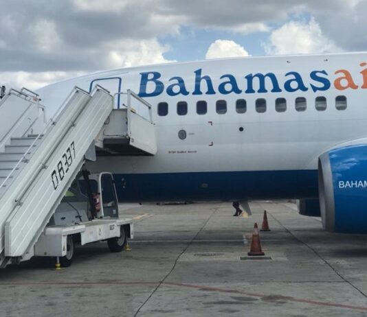 EE.UU. entrega 64 migrantes a Cuba y suman 2.998 devueltos por varios países cubanos repatriados