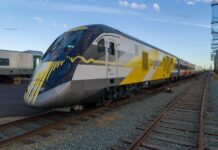 uno de los trenes de alta velocidad de la compañía ferroviaria privada Brightline