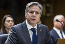 EE.UU. detiene algunos programas de asistencia a Gabón tras el golpe Antony Blinken