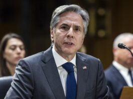 EE.UU. detiene algunos programas de asistencia a Gabón tras el golpe Antony Blinken