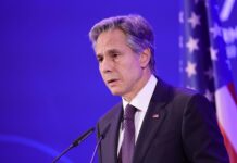 Antony Blinken, acusó a China de permitir el envío de precursores químicos a México que son utilizados para fabricar el fentanilo.