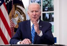 EE.UU. amenaza a Uganda con sanciones si no deroga su ley contra la homosexualidad El presidente Joe Biden, llamó este lunes al presidente de Uganda, Yoweri Museveni, a derogar inmediatamente la ley contra la homosexualidad y amenazó con sancionar al país africano por "una trágica violación de los derechos humanos universales".