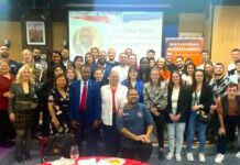 Estudiantes que fueron parte parte de un intercambio estudiantil interinstitucional entre la ECM y el Business, Finance and Management Institute de Nueva York.