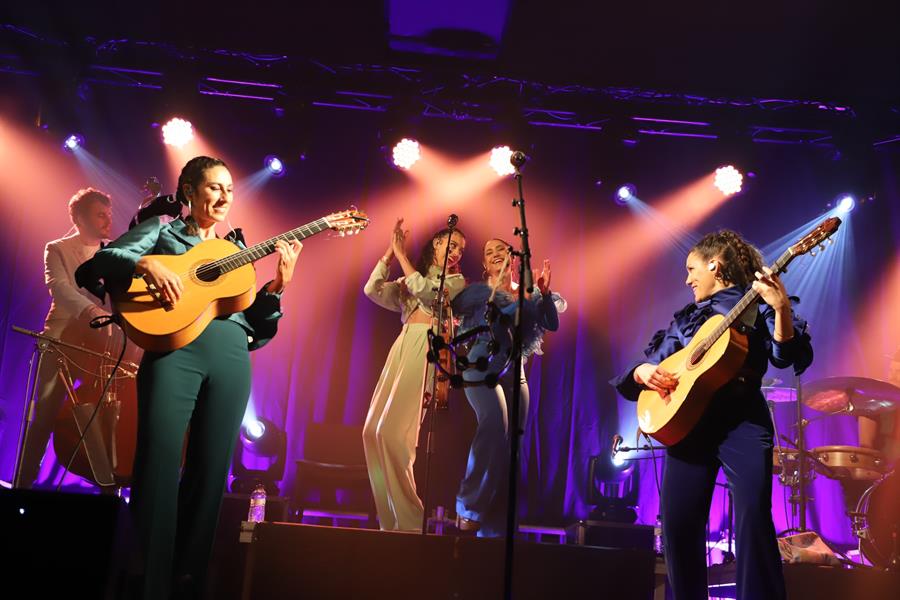 Las Migas en una presentaci&oacute;n.