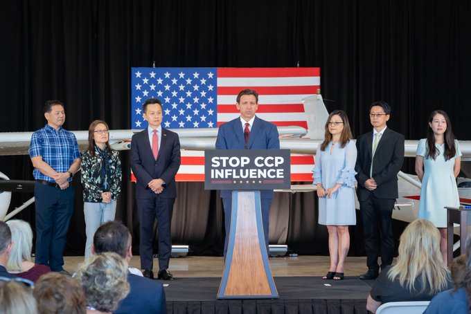 Ron DeSantis... Ron DeSantis...