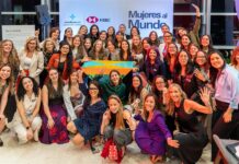 foro Mujeres al mundo,