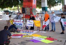 Parte de San Diego hacia Florida caravana contra ley antiinmigrante SB 1718 Activistas protestan contra la Propuesta antiinmigrante SB 1718 de Florida (2)