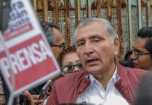 El aspirante Adán Augusto envía mensaje a migrantes desde la frontera norte de México