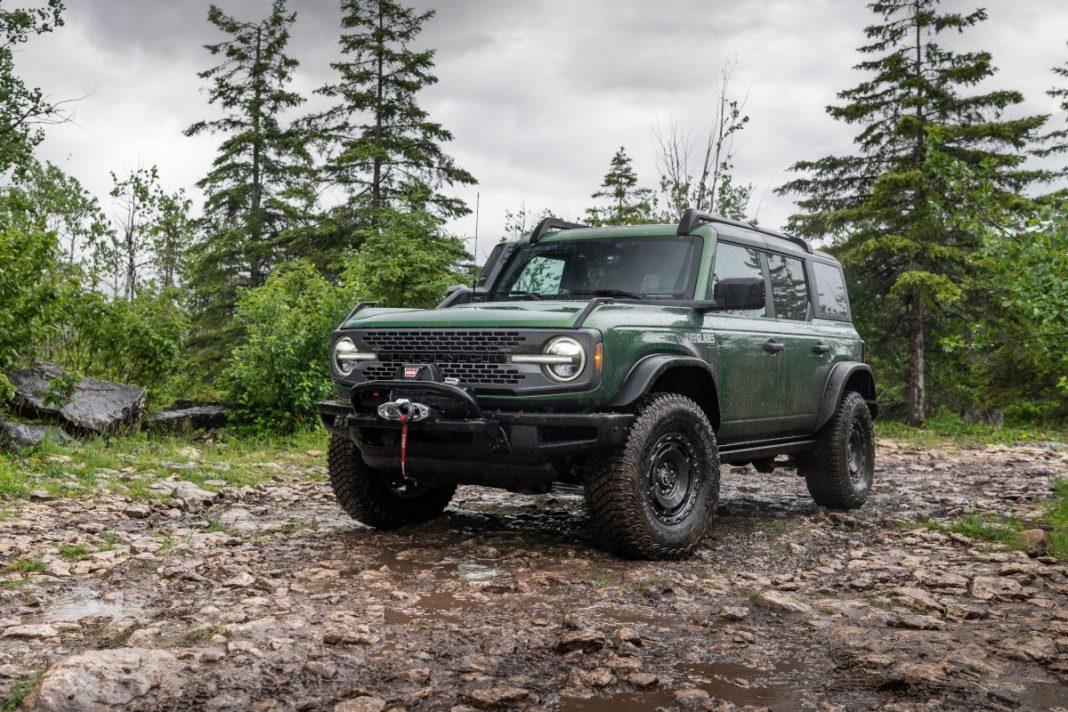 Para estas aventuras extremas se ha concebido el 2022 Ford Bronco Everglades, y lo hemos puesto a prueba.