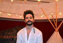 El cantautor colombiano Camilo es un admirador de la música regional mexicana, que domina actualmente las listas de popularidad a nivel mundial, al considerarla alegre y un legado para toda América Latina.