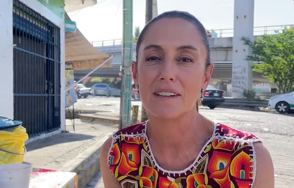 Claudia Sheinbaum A poco más de una semana de iniciar el proceso interno del oficialista Movimiento Regeneración Nacional (Morena) para seleccionar a su candidato a las elecciones presidenciales mexicanas, la exjefa de Gobierno de Ciudad de México Claudia Sheinbaum sigue a la cabeza, según una encuesta publicada este miércoles por el diario El Universal.
