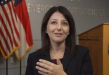 Una nueva doctora liderará la agencia de salud pública de EE.UU. en la pospandemia El presidente Joe Biden, nominó este viernes a la doctora Mandy Cohen como nueva directora de los Centros para el Control y Prevención de Enfermedades (CDC), a los que llegará tras haber demostrado su experiencia en la gestión de la covid-19.