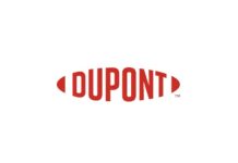 Tres empresas químicas, Chemours, DuPont de Nemours y Corteva, acordaron este viernes pagar 1.185 millones de dólares (1.106 millones de euros) para resolver una demanda colectiva en el país que les acusa de contaminar aguas potables con sustancias perfluoroalquiladas y polifluoradas (PFAS), conocidas como tóxicos o compuestos "permanentes".