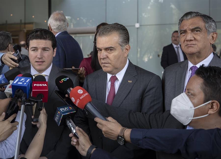 El gobernador de Nuevo León, Samuel García; el presidente del Consejo Coordinador Empresarial, Francisco Cervantes El gobernador de Nuevo León, Samuel García; el presidente del Consejo Coordinador Empresarial, Francisco Cervantes