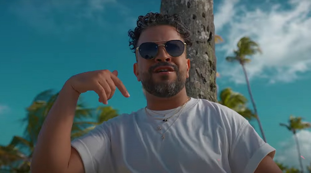 Gerardo Rivas El reconocido salsero puertorriqueño Gerardo Rivas lanzó este martes su primera producción musical como solista titulada