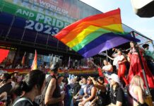 La Campaña por los Derechos Humanos (HRC, en inglés) declaró este martes el "estado de emergencia nacional" para las personas LGBTQ+ en el país por lo que describió como intentos extremistas para restringir los derechos de este colectivo.